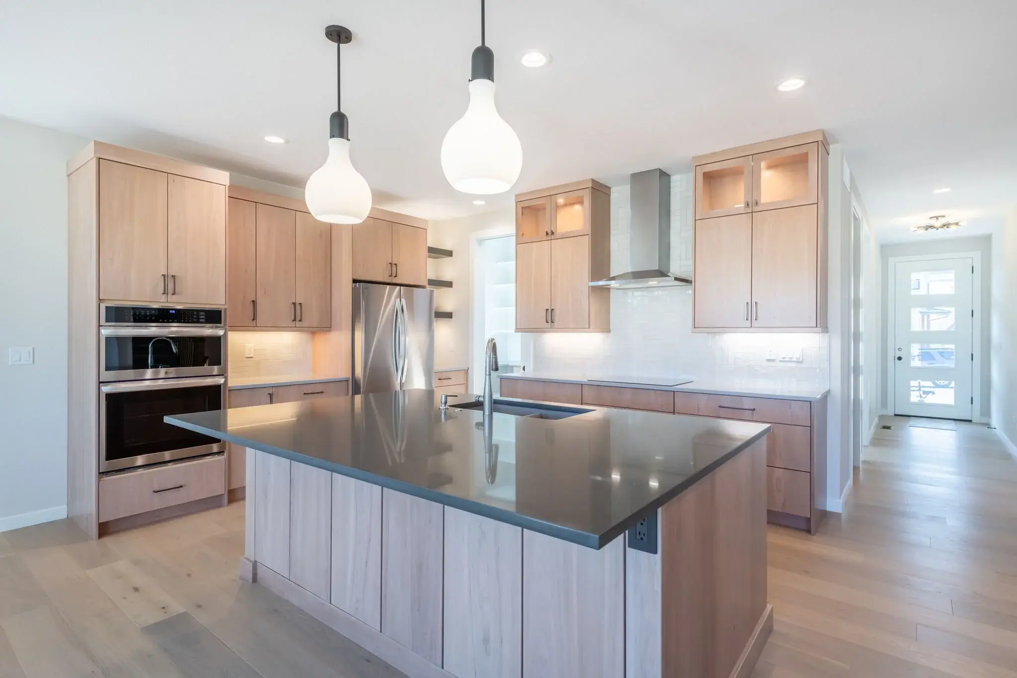 815 Mulberry - Image 2