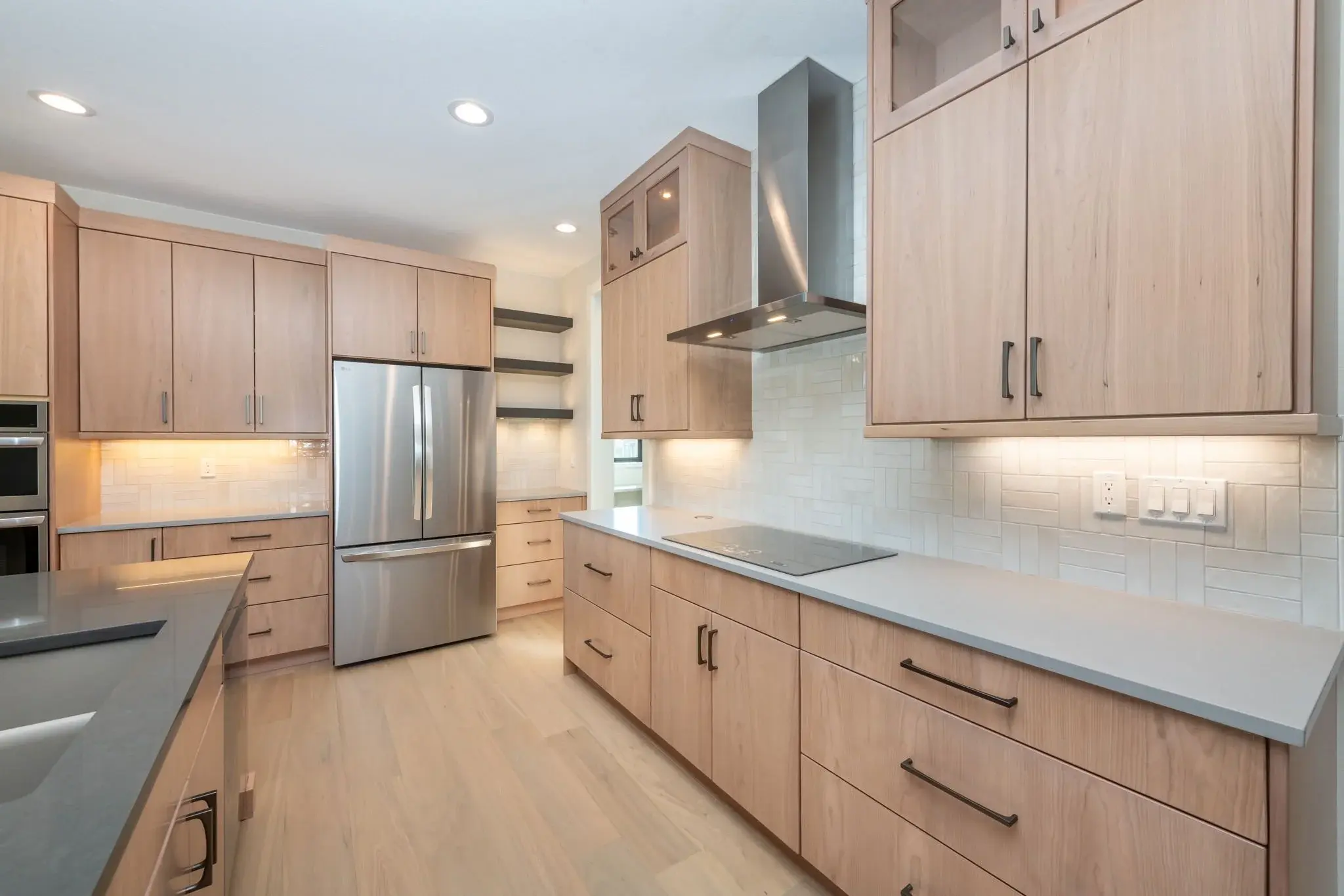 815 Mulberry - Image 4