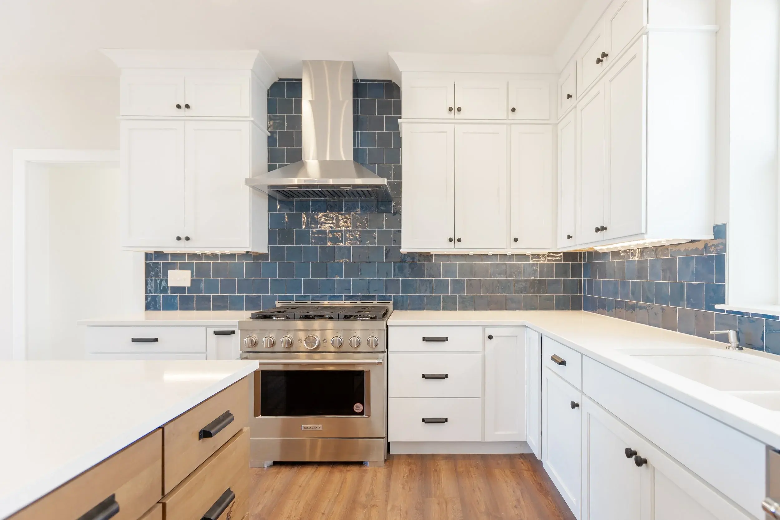 965 Arapahoe - Image 2